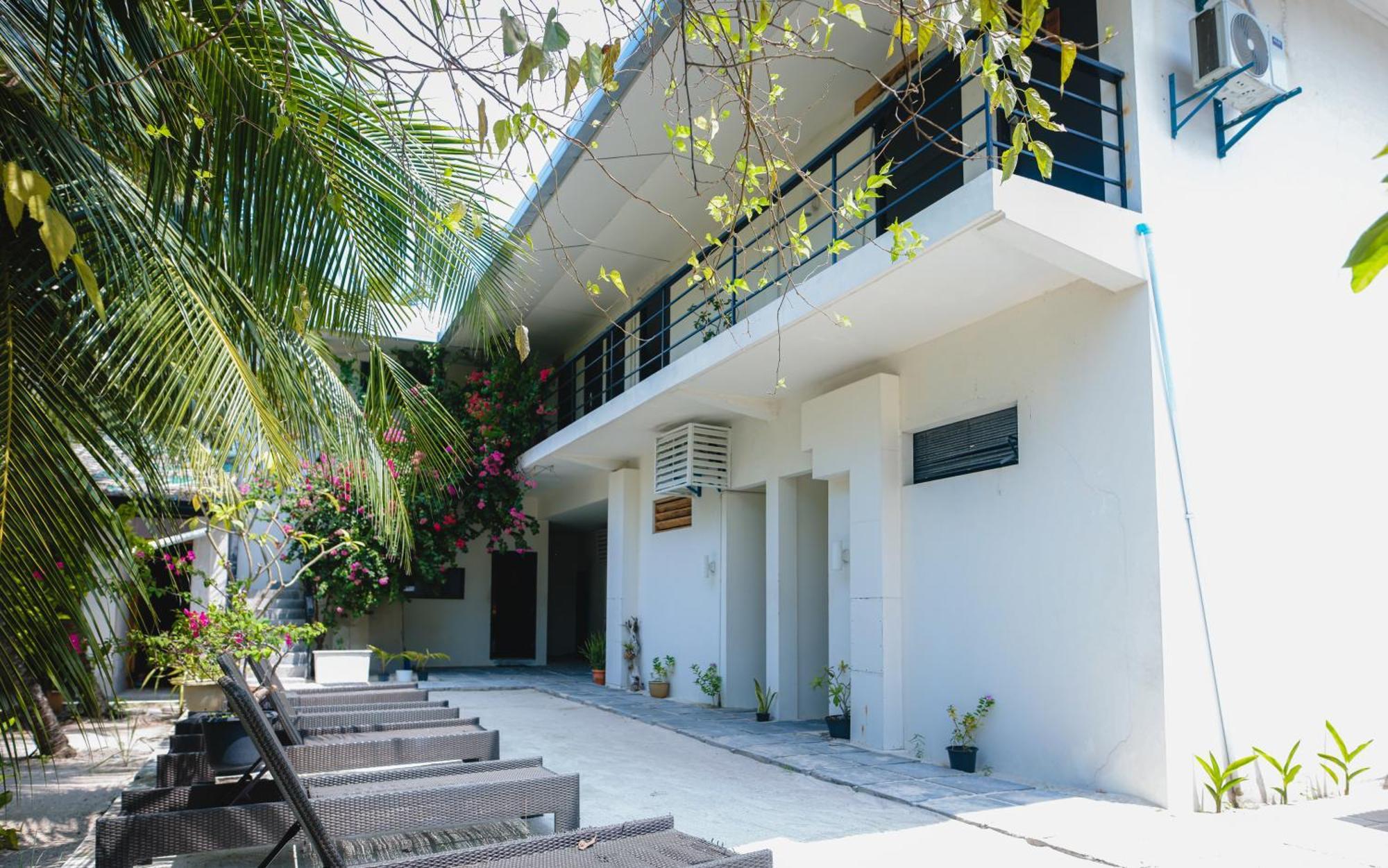 Tranquila Beach Hotel Rasdhoo Exterior foto